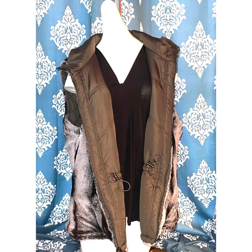 KC Collections Faux Fur Reversible Snap-up Vest With Pockets Cute & Cozy! 2xl